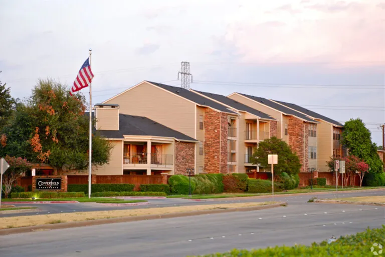 Copperfield Apartments