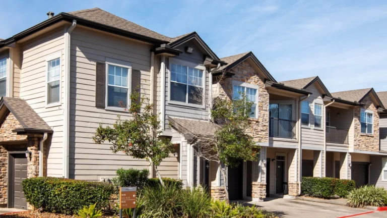 Artisan at Lake Wyndemere