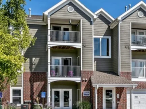 The Vue and Lakeview Park